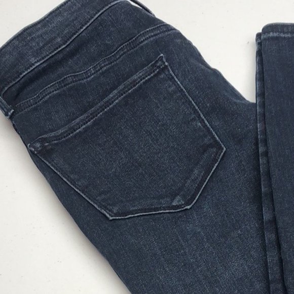 LIKE NEW OLD NAVY ROCKSTAR SKINNY HIGH RISE JEANS 8/29x29 😎 - Picture 3 of 11